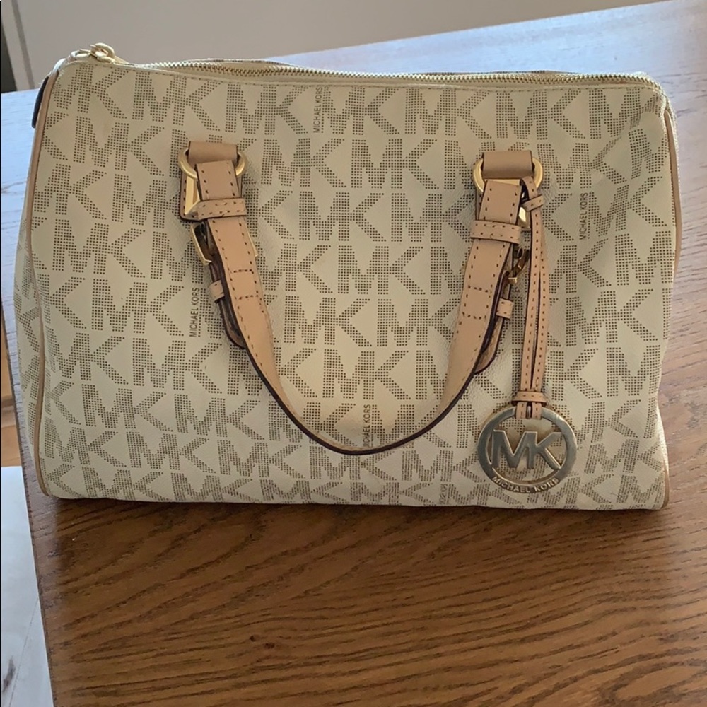 Michael Kors Grayson Large Vanilla bag